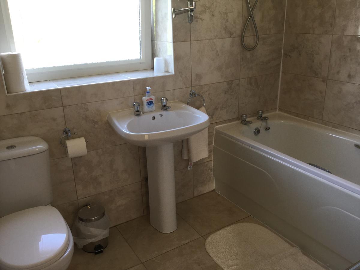 3 Bedroom Culduthel House Free Parking 인버네스 외부 사진
